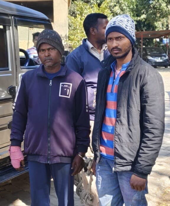 Giridih News :मूर्ति विसर्जन के दौरान मारपीट में आरोपी पिता व पुत्र गिरफ्तार