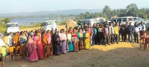 यूनियन के मिलन समारोह में शामिल हुए दर्जनों मजदूर