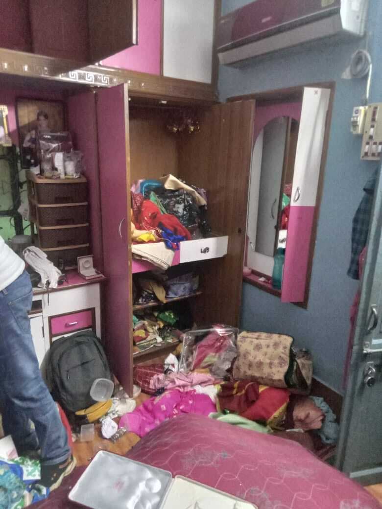 Jamshedpur News : शादी समारोह में गया था परिवार, सवा घंटे में 15 लाख के गहने ले गये चोर