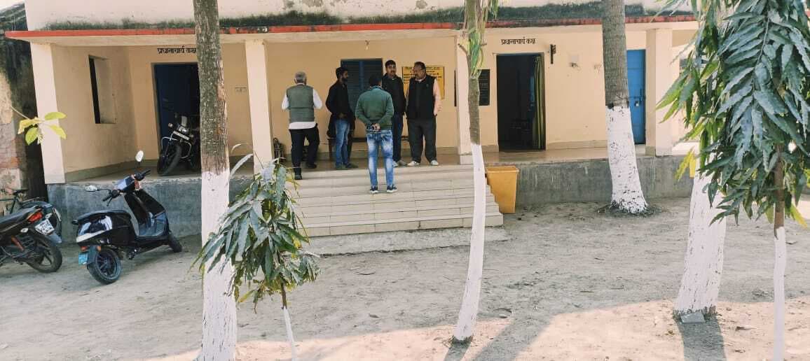 वीसी के केबी झा कॉलेज में आने की अफवाह से एक घंटे तक कॉलेज प्रशासन व प्रबंधन में समाया दहशत