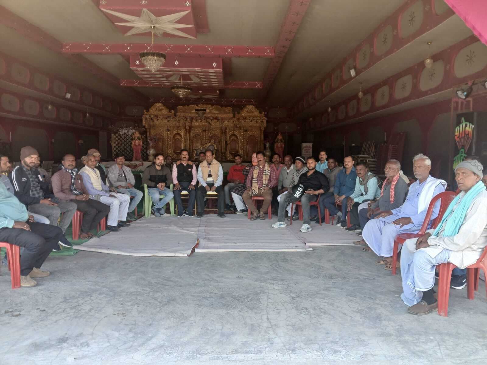 डीलरों ने हड़ताल जारी रखने का लिया निर्णय