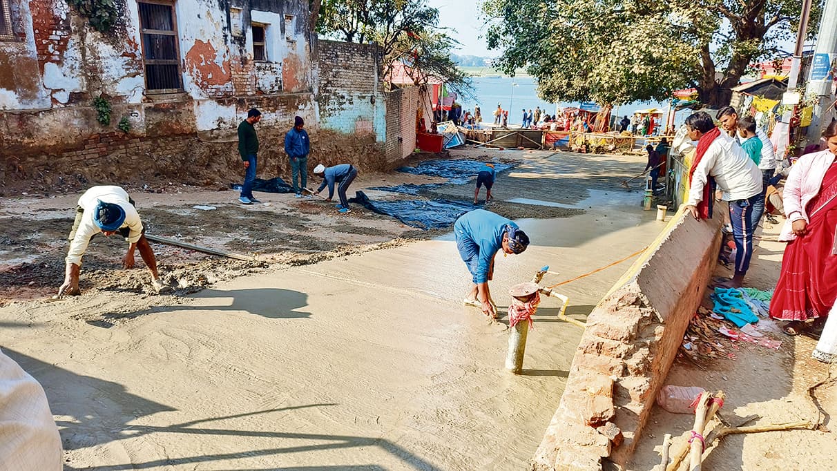 Buxar News: रामरेखाघाट का चौड़ीकरण का कार्य शुरू