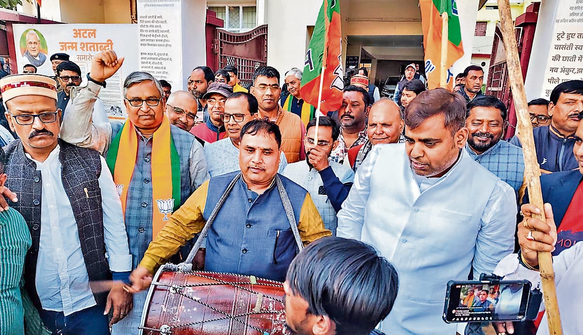 Political News : पीएम नरेंद्र मोदी की गारंटी पर दिल्ली की जनता ने जताया भरोसा : बाबूलाल