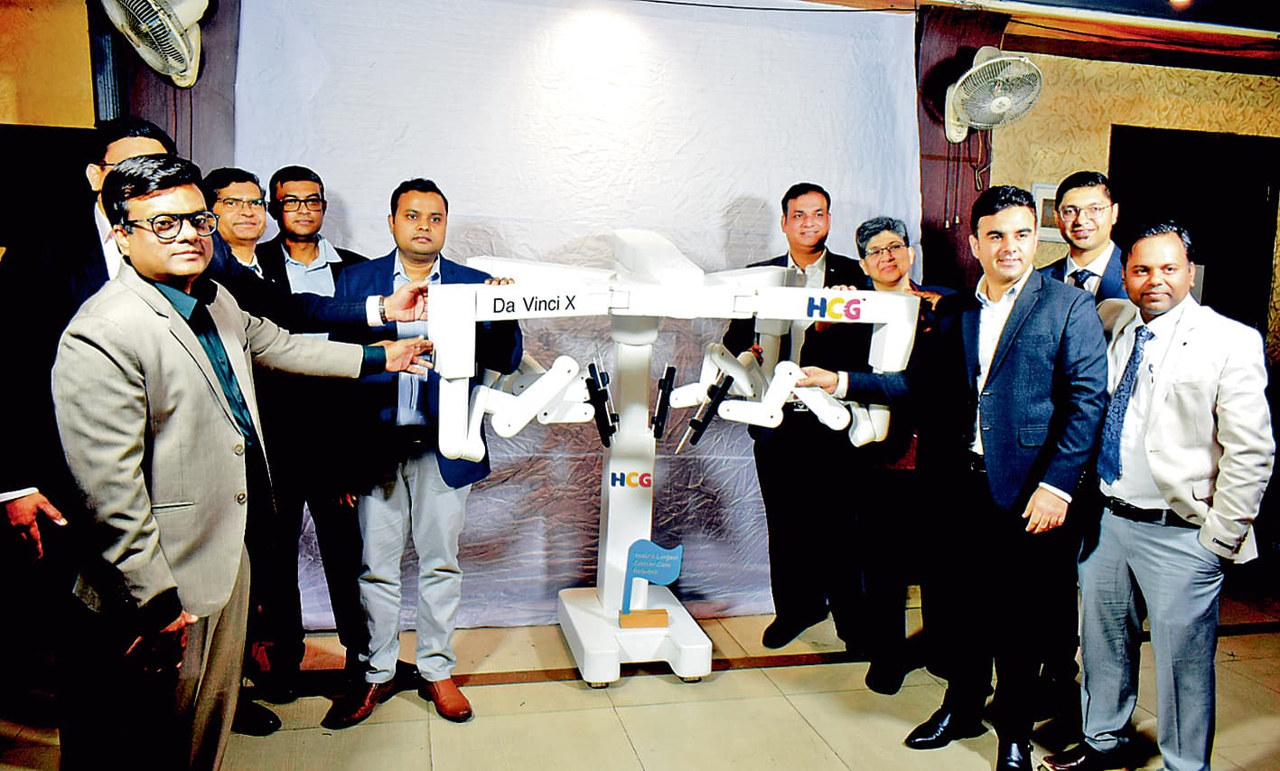 एचसीजी कैंसर सेंटर में अब रोबोट से भी होगी सर्जरी, खर्च में आयेगी कमी