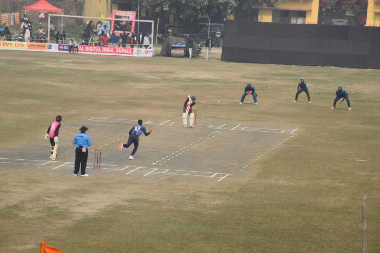 भागलपुर को हराकर सेमीफाइनल में पहुंची मुजफ्फरपुर की टीम