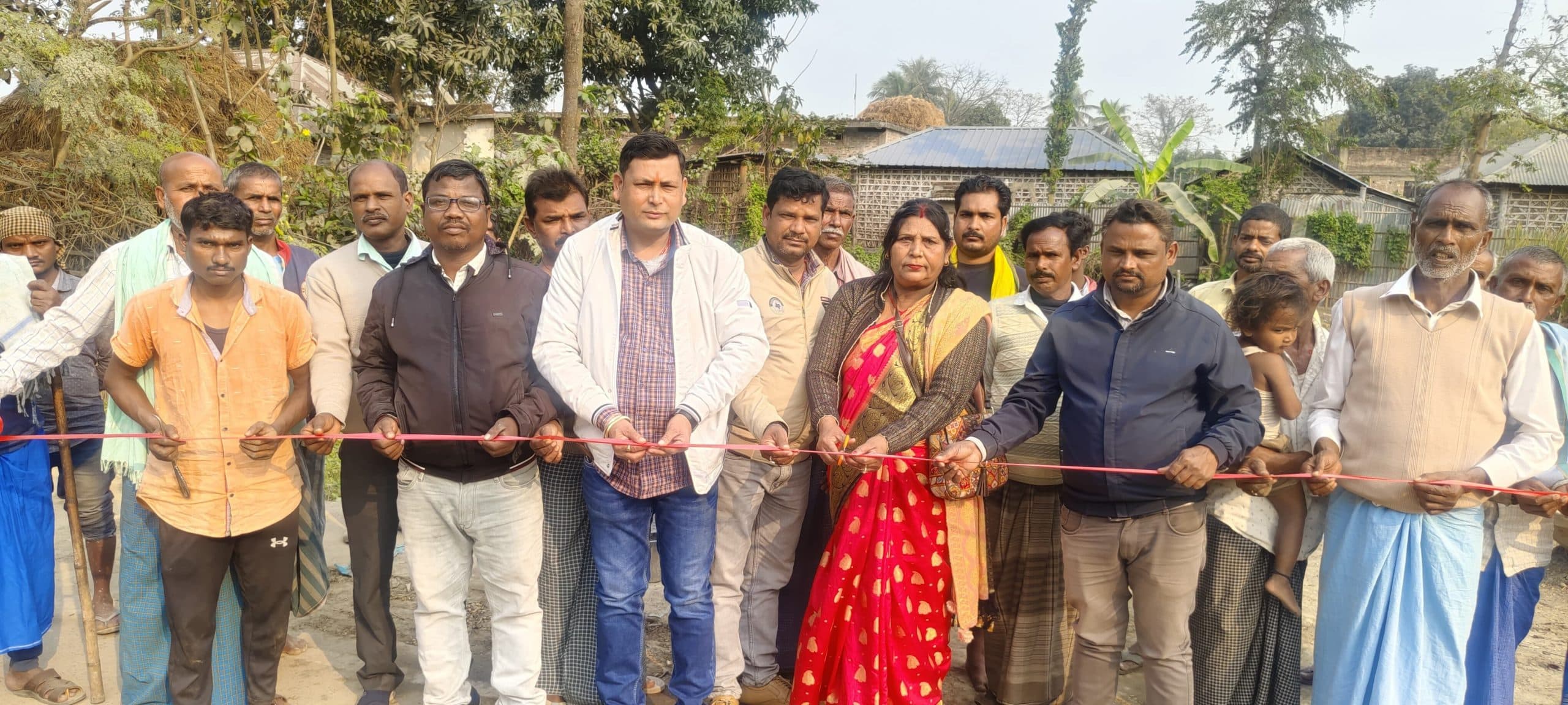 ढक्कन युक्त नाला निर्माण कार्य का प्रमुख ने किया शिलान्यास