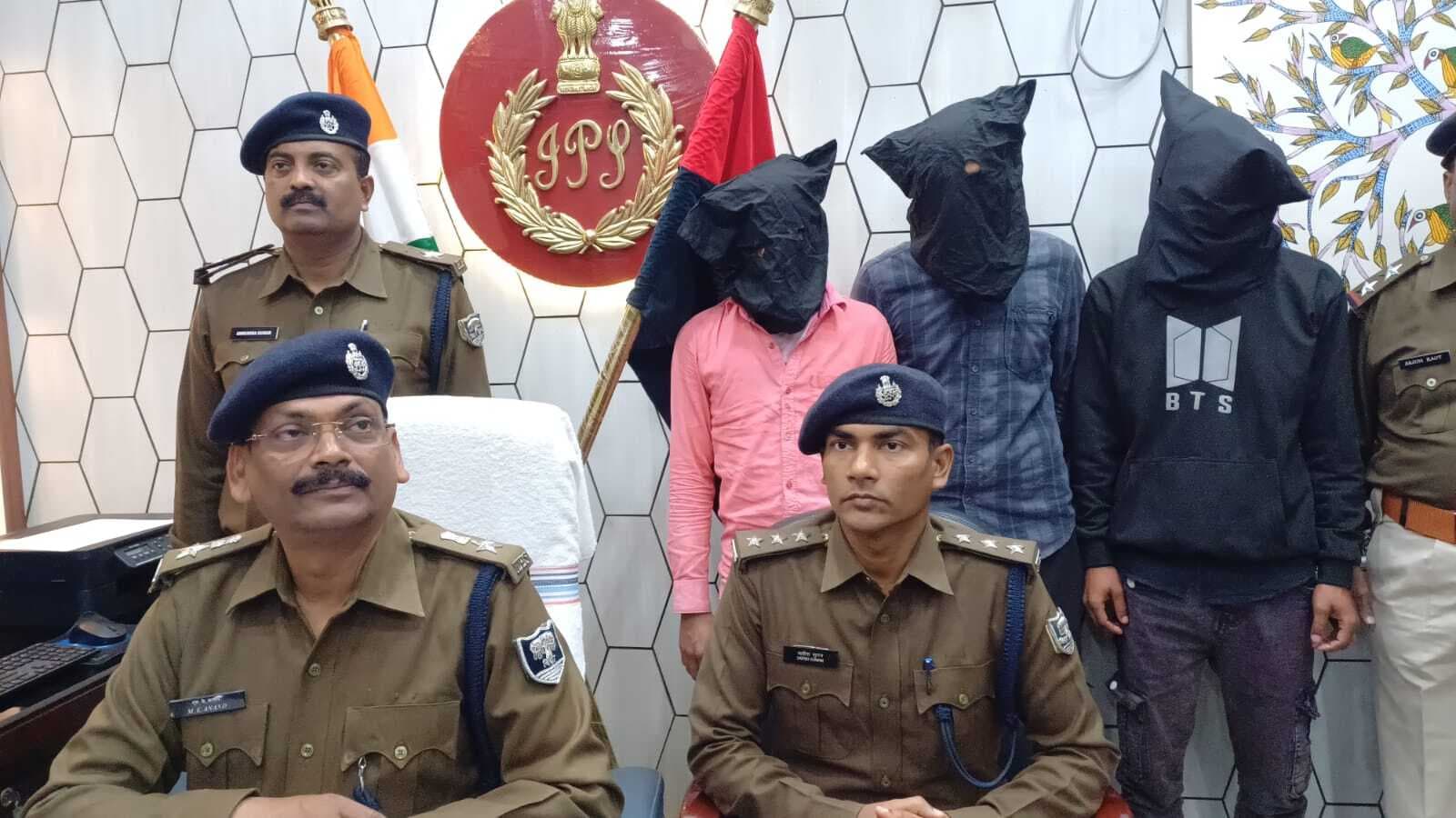परिजनों से हुए विवाद के प्रतिशोध में अपराधियों ने की सत्यम की हत्या