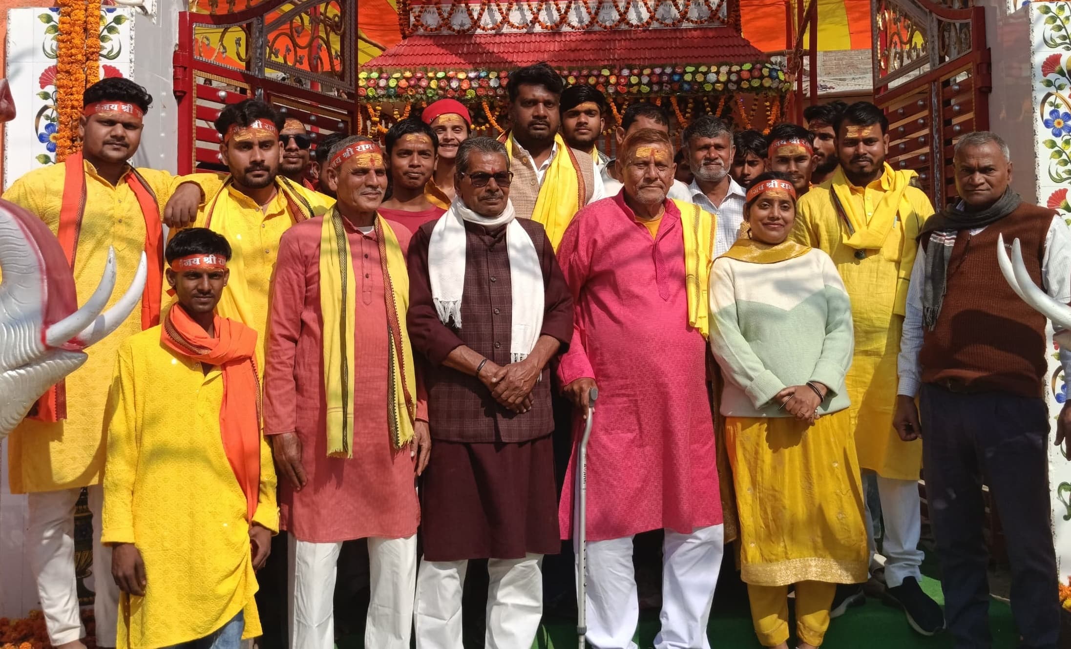 हरदासचक में निकाली गयी कलश शोभायात्रा