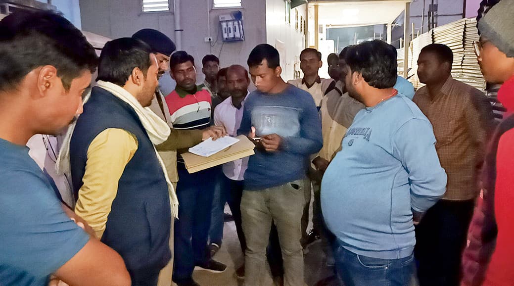 Jehanabad News : महिला की मौत के बाद सदर अस्पताल में परिजनों ने किया हंगामा