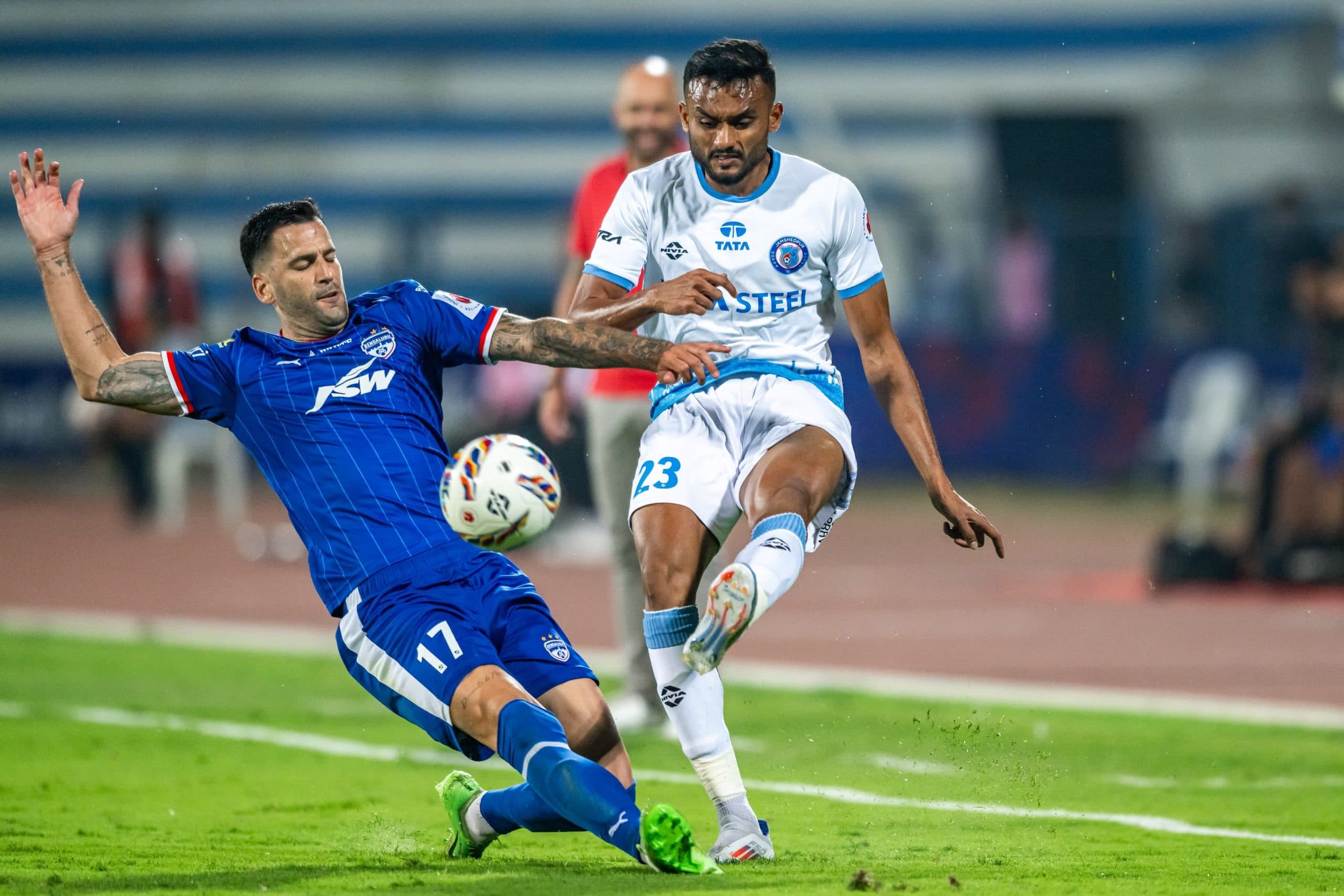 Isl BENGLURU WON AGAINST JFC :  बेंगलुरु ने जमशेदपुर एफसी को अपने घर में दी मात
