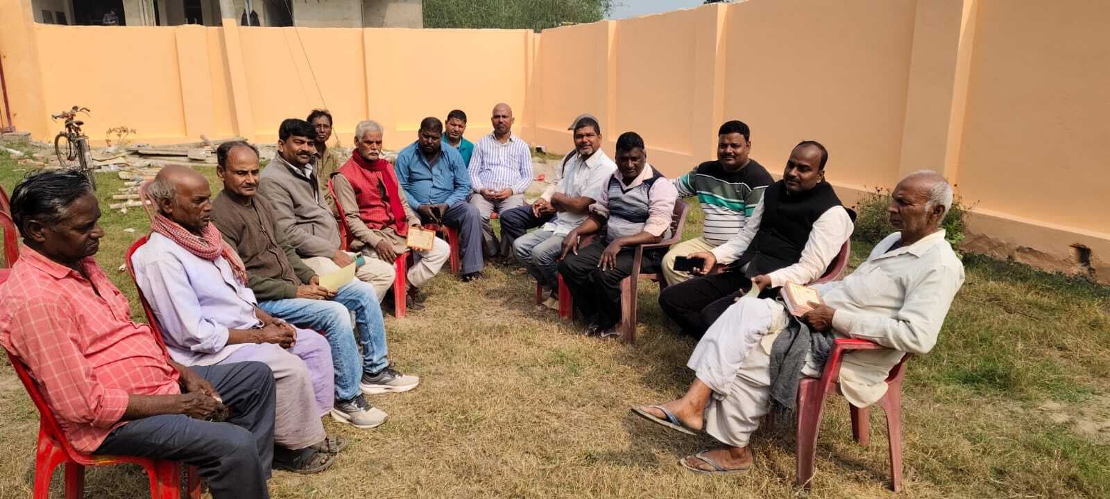 15 से आयोजित श्रीमद्भागवत कथा की सफलता पर विचार विमर्श