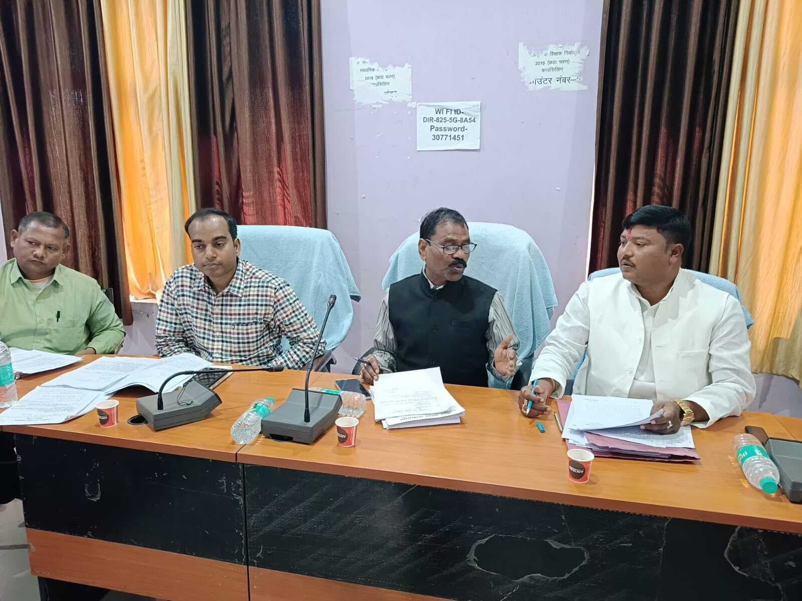 केआरके मैदान में ऑटो स्टैंड निर्माण को ले नप बोर्ड ने जतायी कड़ी आपत्ति