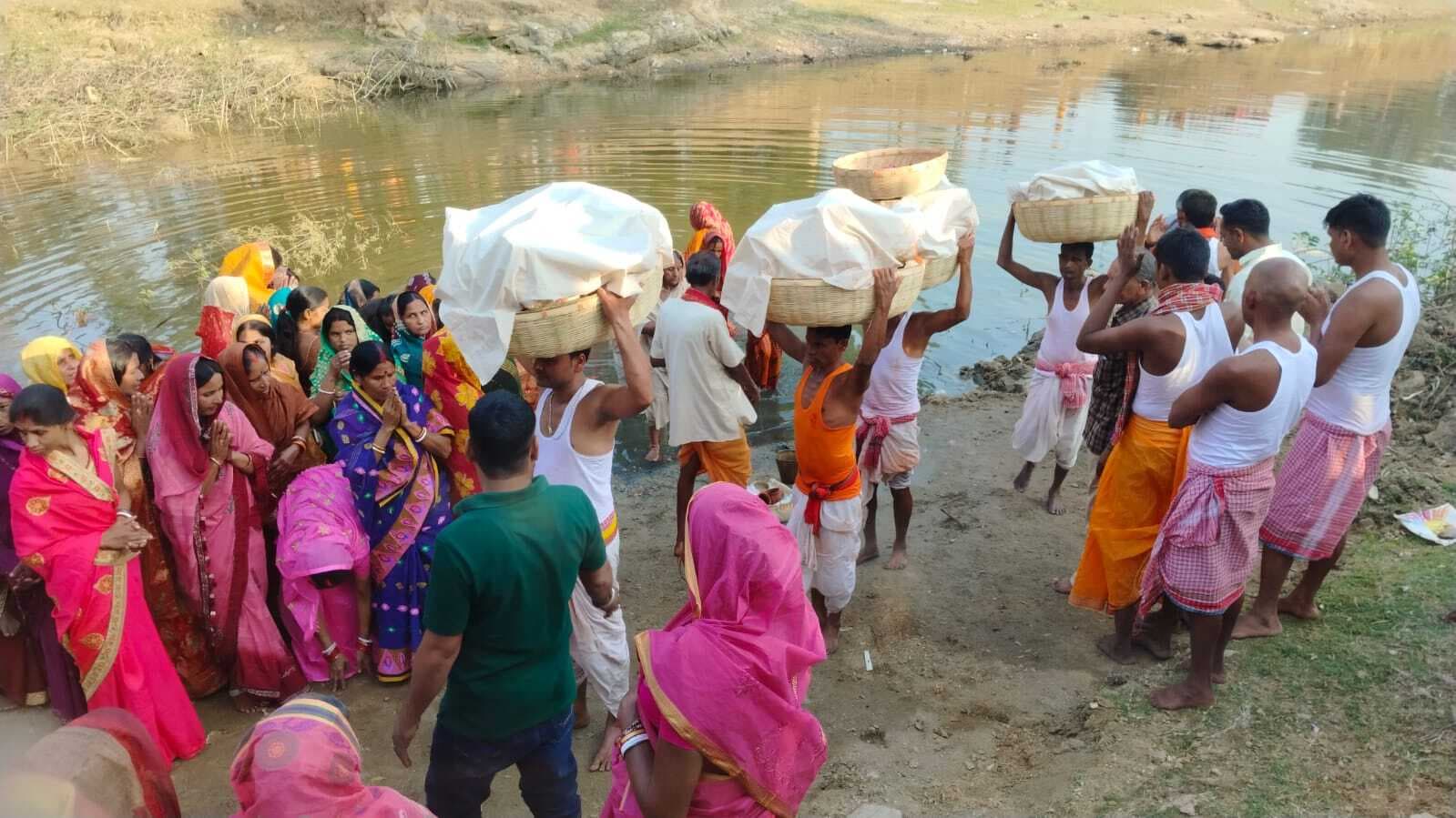 बस्ती पालोजोड़ी में चार दिवसीय डाली पर्व का समापन