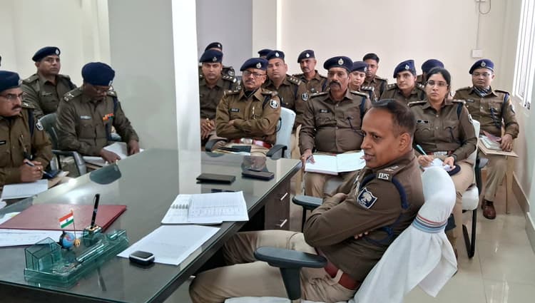 कोर्ट में गवाही देने में लापरवाही नहीं बरतें : एसएसपी