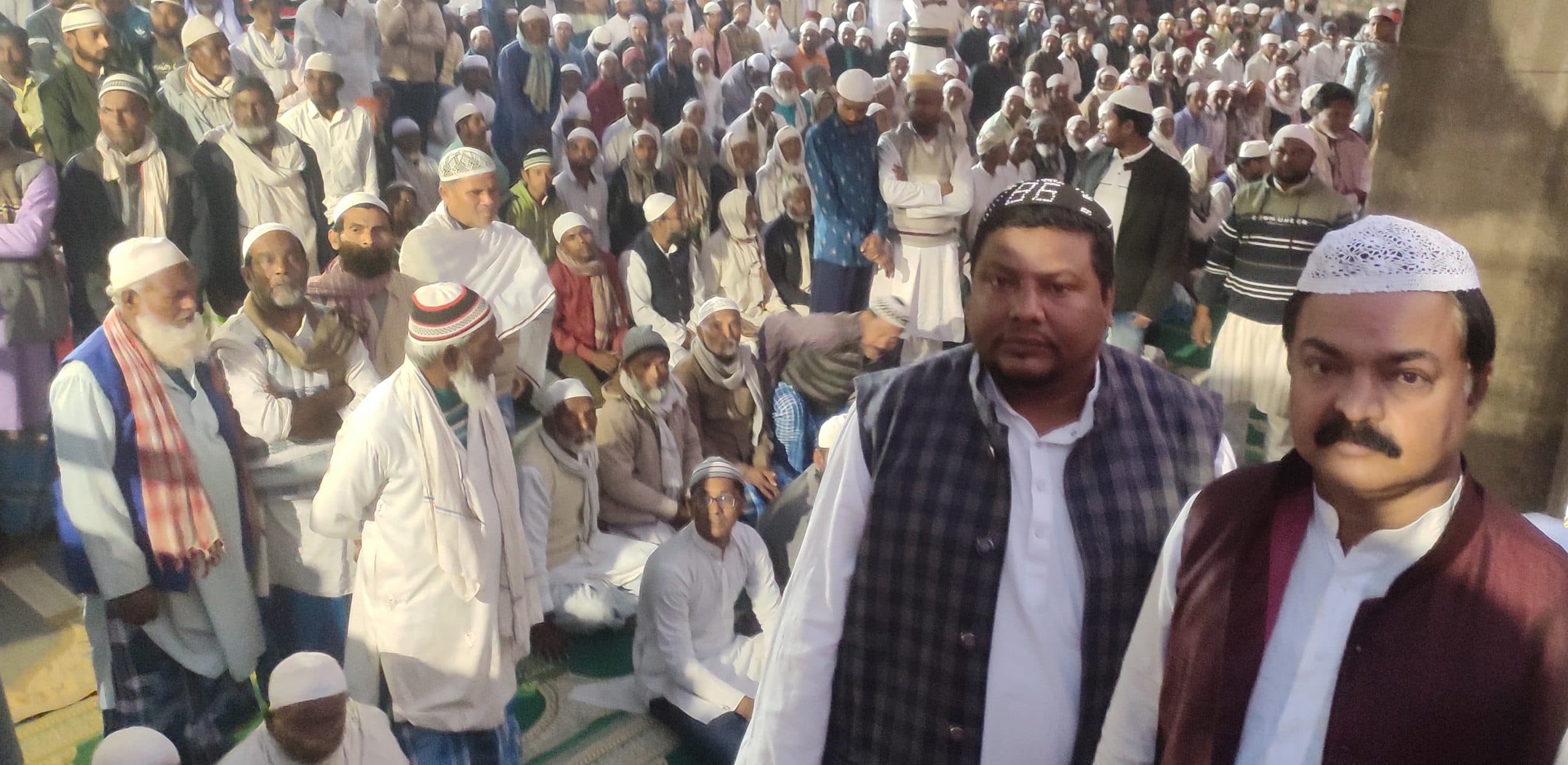 मक्का मदीना के इमाम ने  लतामबाड़ी गांव में मस्जिद का किया शिलान्यास