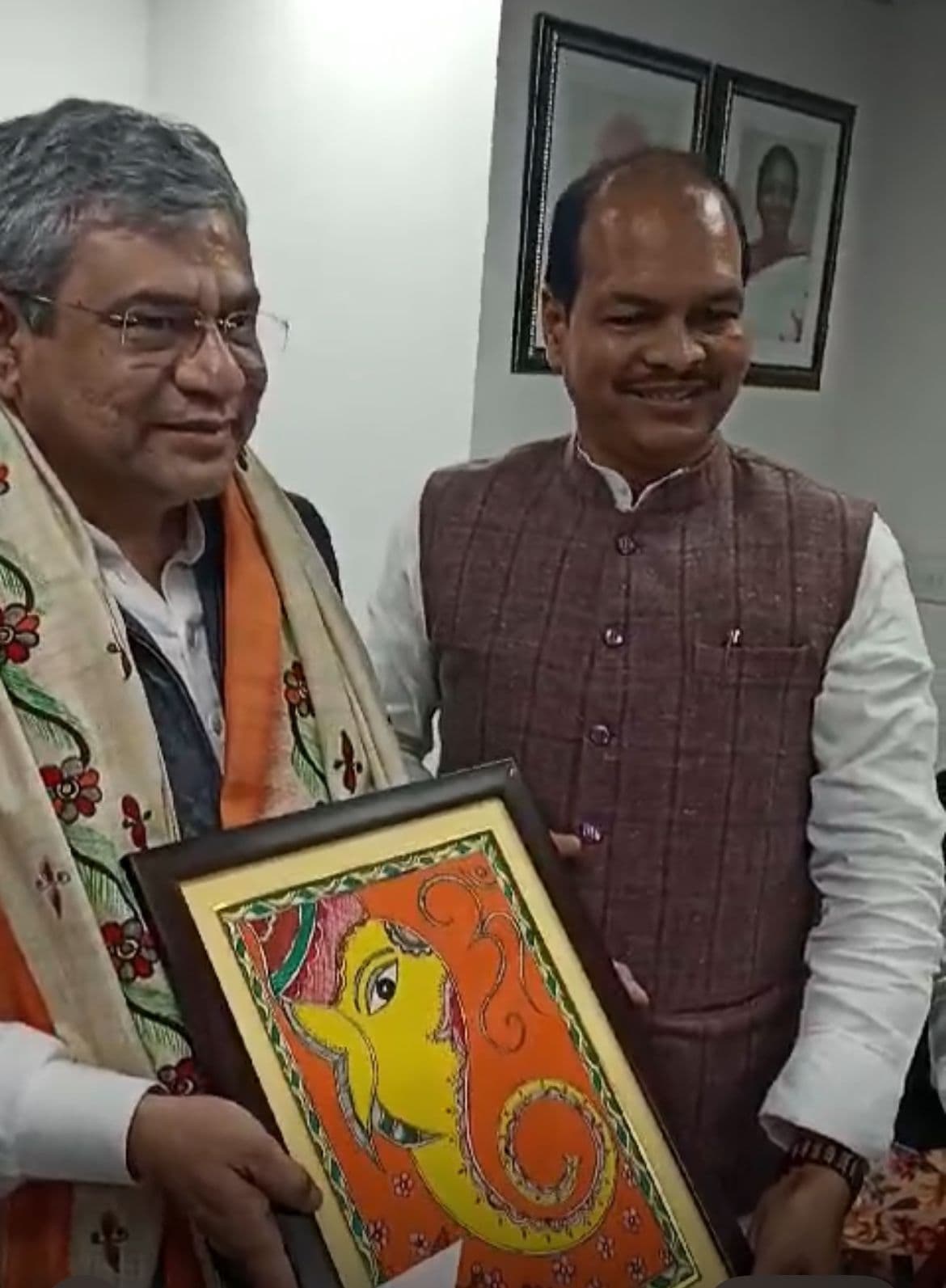 रांची-भागलपुर व डाउन जनसेवा एक्सप्रेस का कजरा में ठहराव की मांग