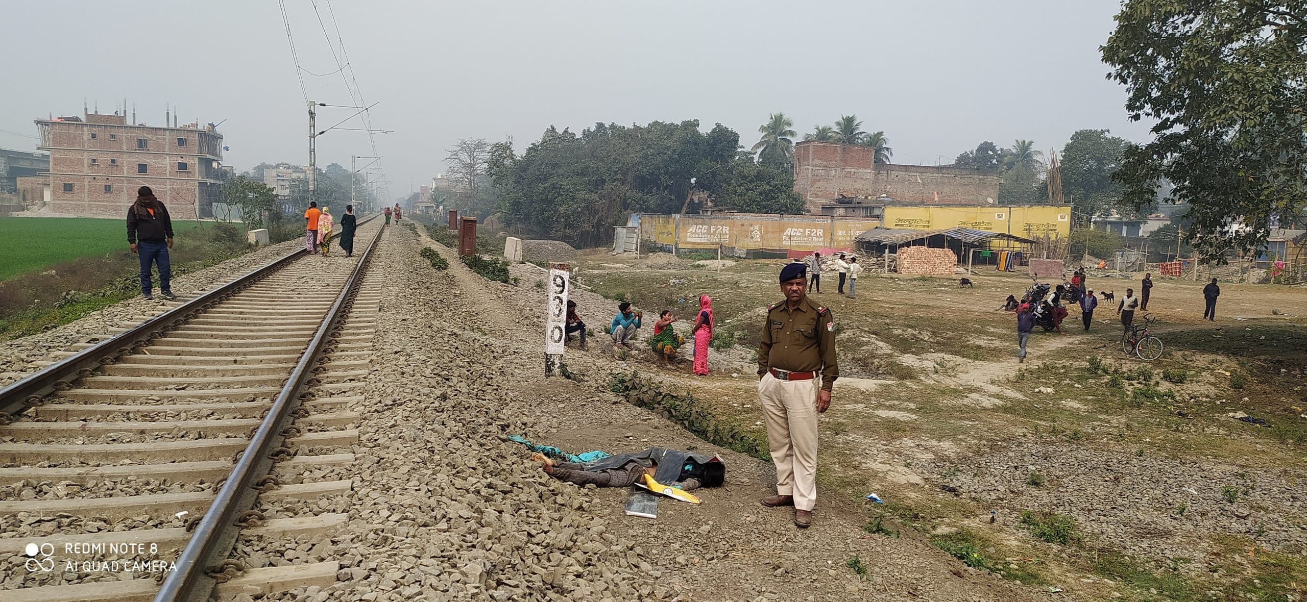 ट्रेन की चपेट में आने से महिला की मौत