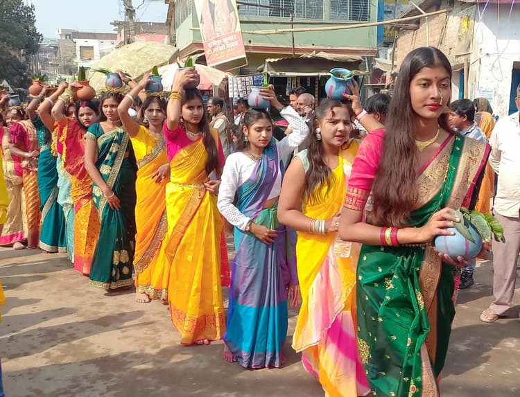 मनिहारी गंगा घाट पर माघी पूर्णिमा पर महायज्ञ व भव्य मेला शुरू