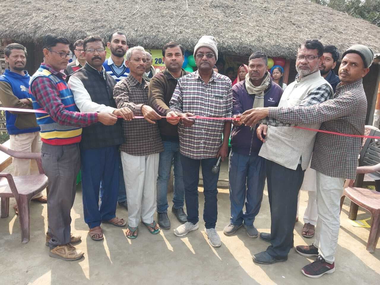 प्रखंड क्षेत्र के तीन संकुलों में टीएलएम मेला का हुआ आयोजन