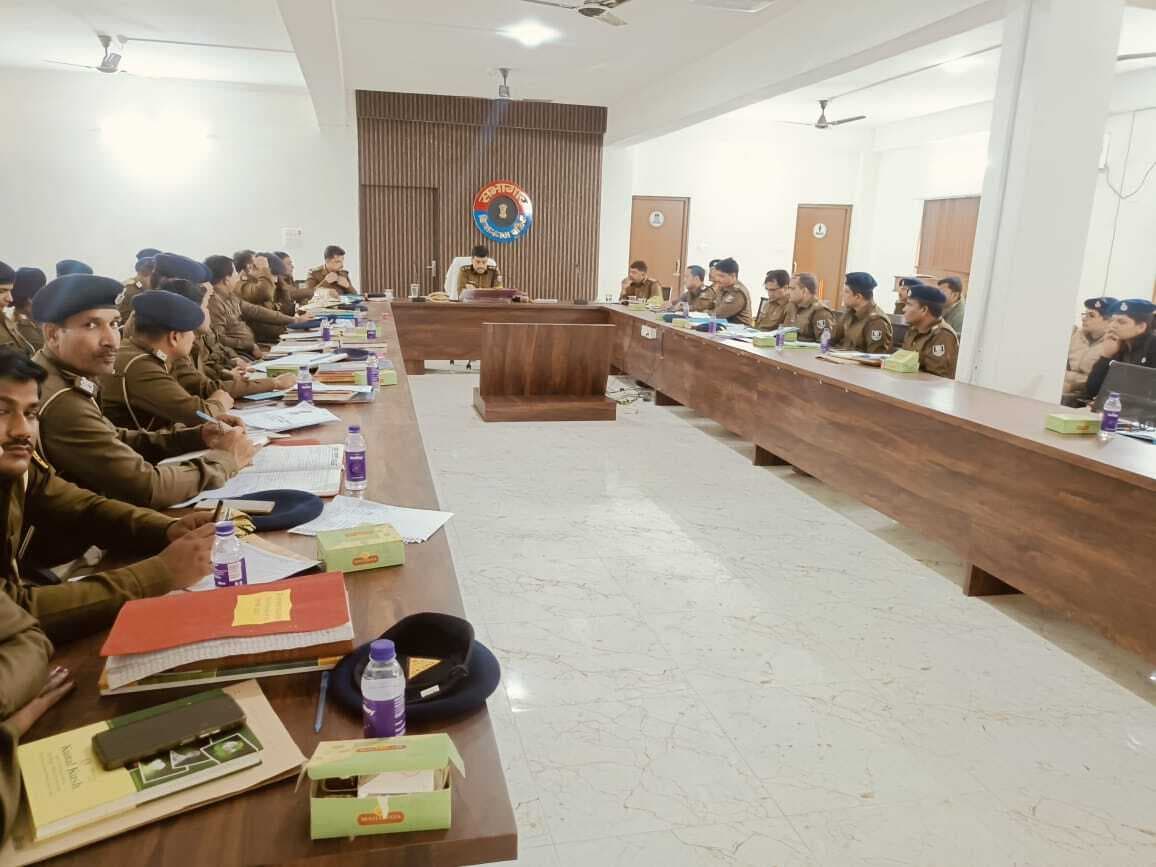 कांडों के निष्पादन के लक्ष्य को हर हाल में करें पूरा: एसपी