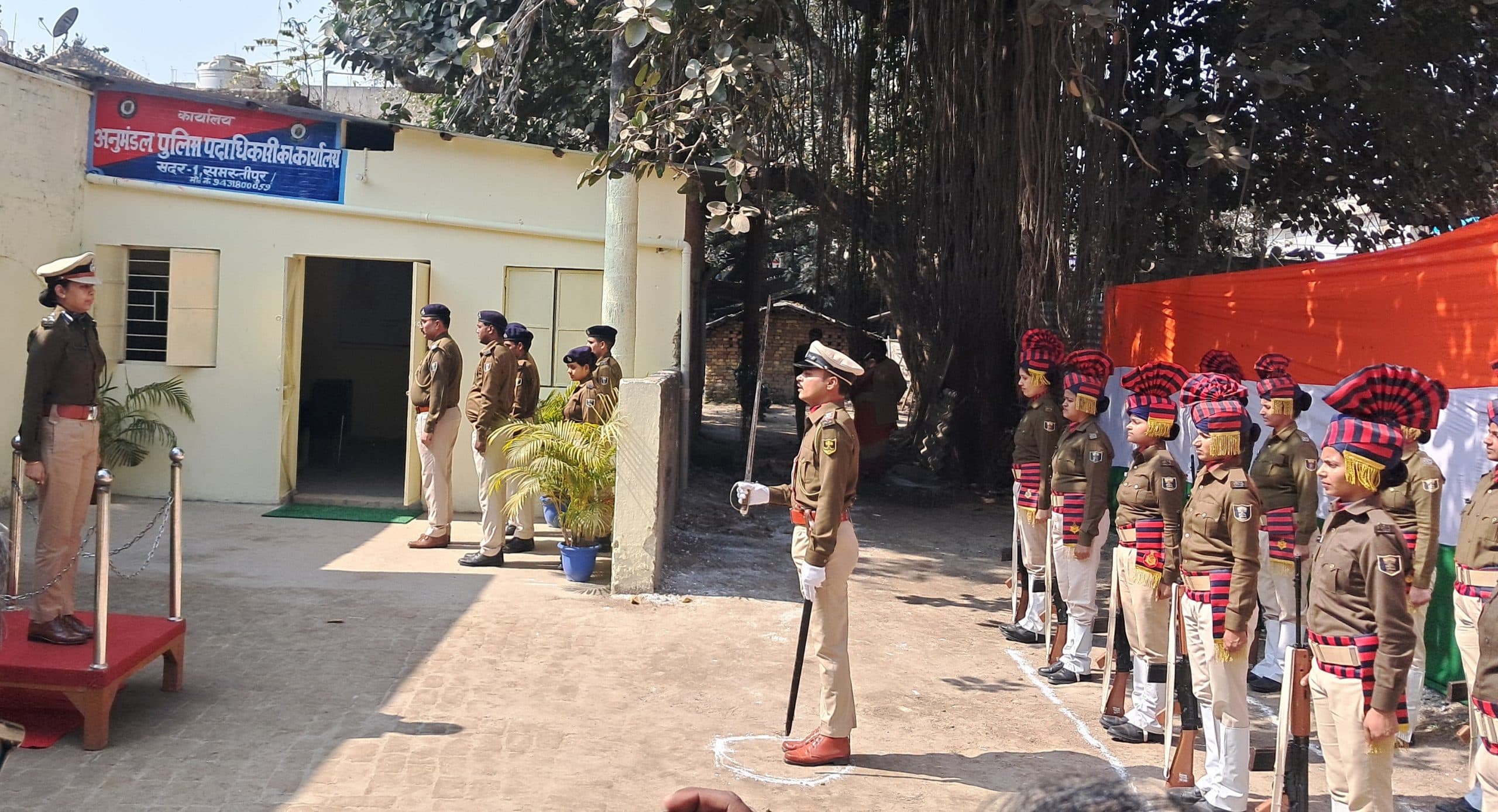 क्राइम प्रिवेंशन के लिए पुलिस पदाधिकारियों को निर्देश, डीआइजी ने की काम काज की समीक्षा