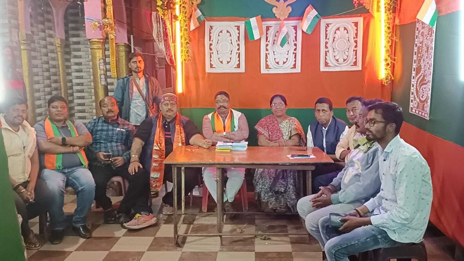 Chaibasa News : भाजपा के पूर्व जिलाध्यक्ष छह साल के लिए निष्कासित