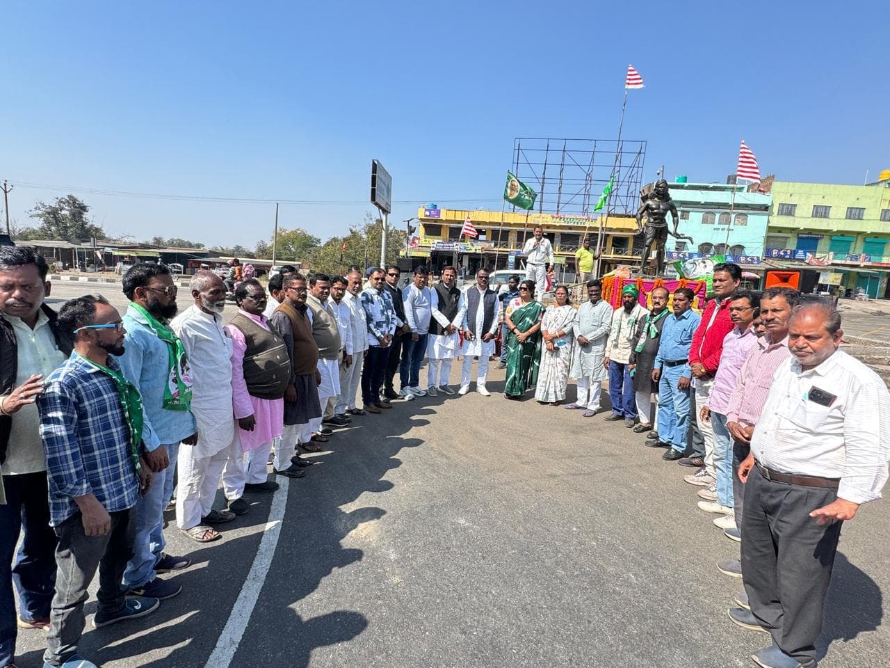 Dhanbad News: जयंती पर याद किये गये बाबा तिलका मांझी