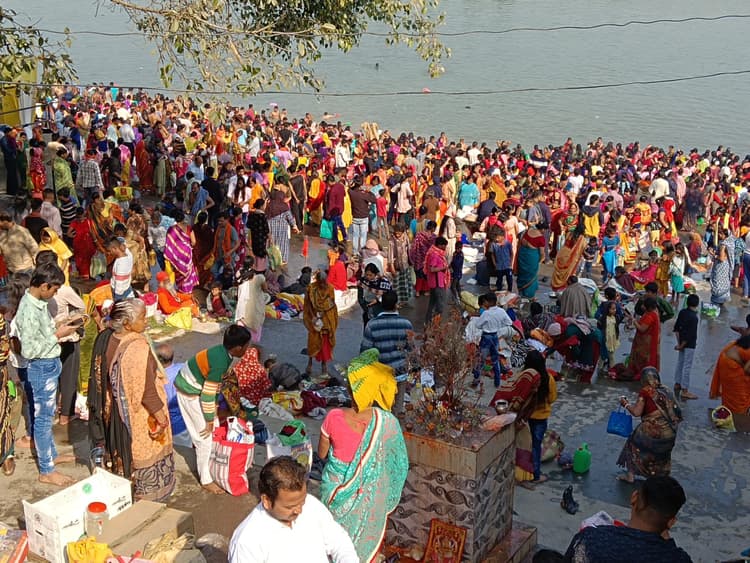 माघी मेला:: माघी पूर्णिमा पर 25 हजार से अधिक भक्तों ने किया गंगा स्नान