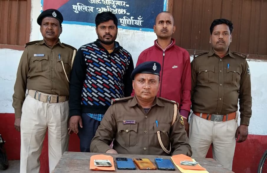 लूट में फाइनेंसकर्मी ही निकला मास्टरमाइंड, दो गिरफ्तार