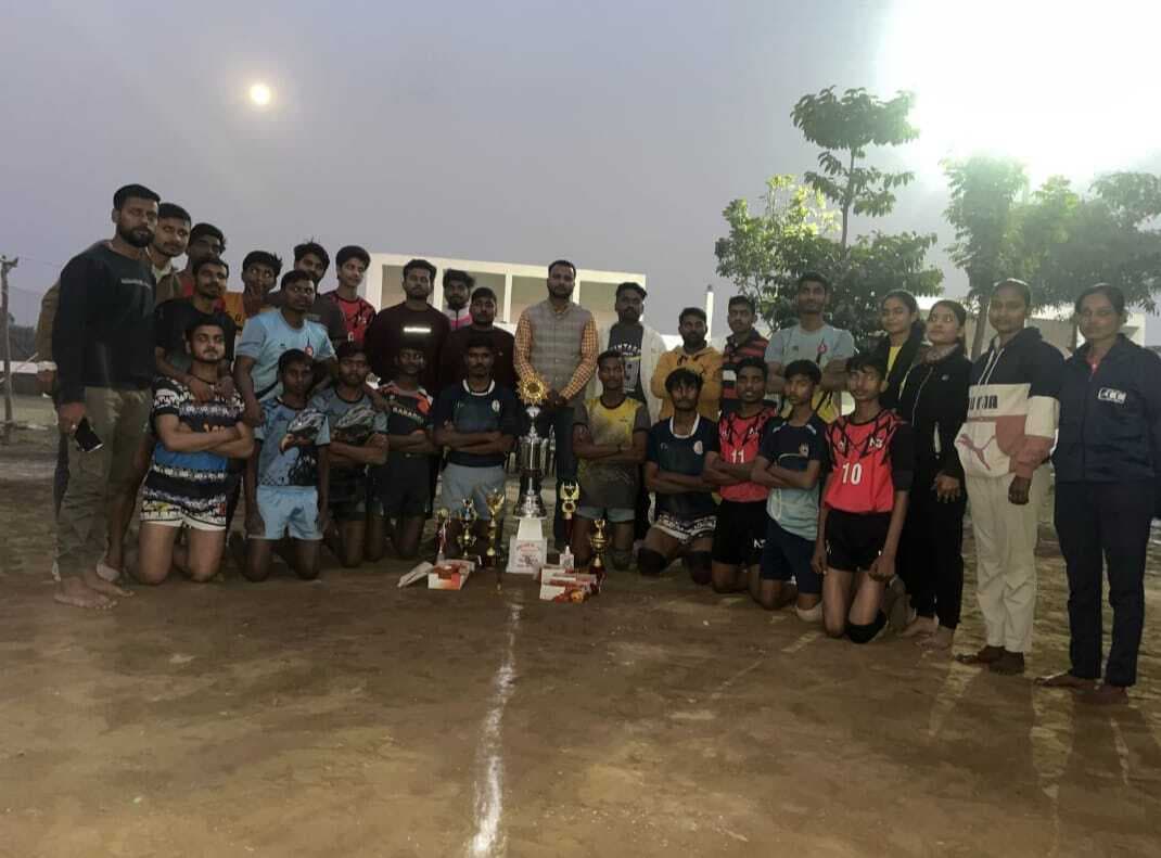 मिथिला कबड्डी लीग में जिले की टीम रही उप विजेता, लोगों ने दी शुभकामना