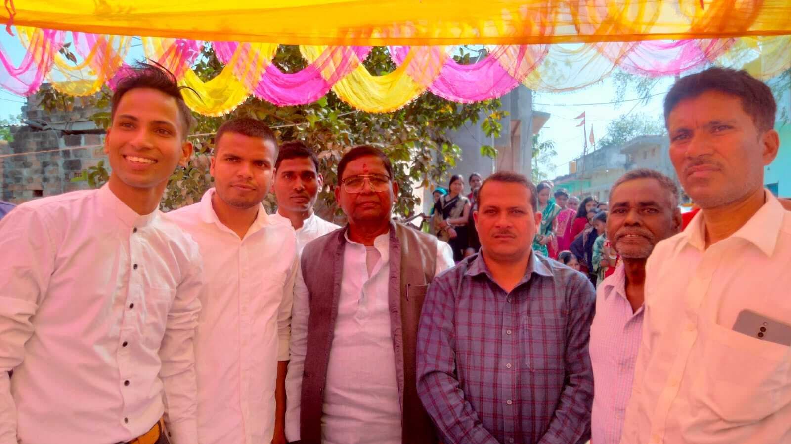 संत रविदास आध्यात्मिक ज्ञान व कविता से समाज में फैले कुरीतियों को किया दूर: दामोदर