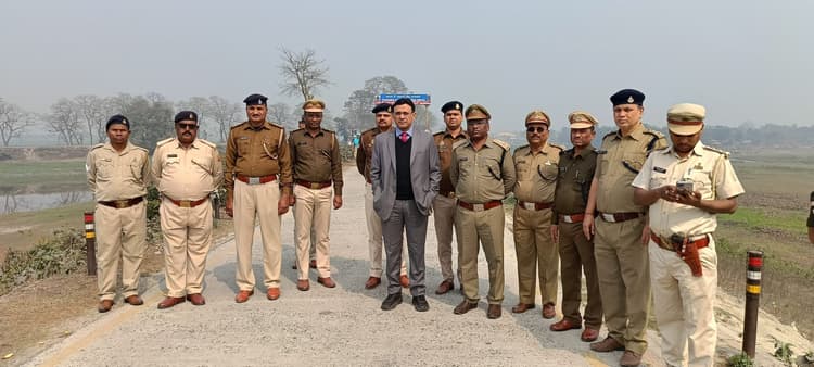 भीमनगर के सीमावर्ती क्षेत्र का सीमा शुल्क निवारण आयुक्त ने किया निरीक्षण