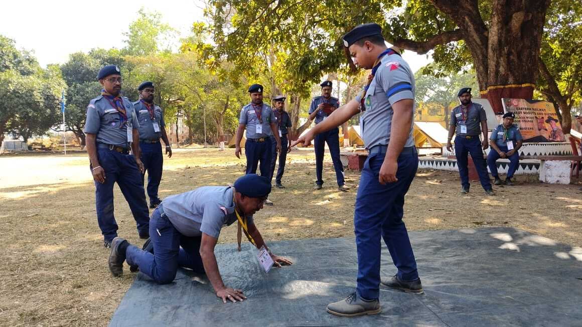 प्रशिक्षण शिविर में स्काउट के लीडरों ने विभिन्न गतिविधियों में लिया भाग