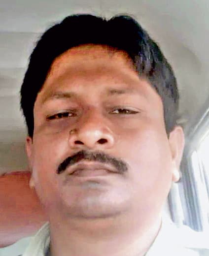 बालू के पैसे के बंटवारे को लेकर हुई बमबाजी के बाद कांकड़तला के थाना प्रभारी क्लोज