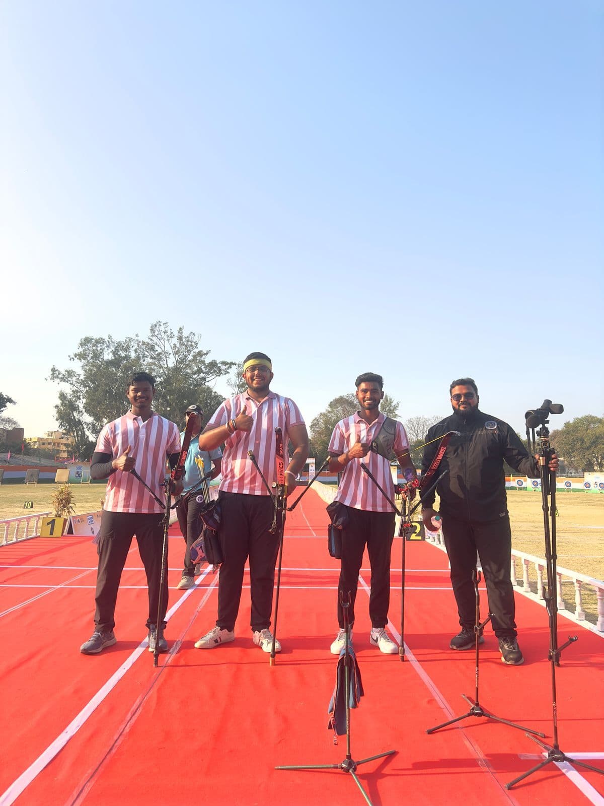 JUNIOR NATIONAL ACHERY JHARKHAND:  झारखंड की रिकर्व बालक तीरंदाजी टीम ने जीता गोल्ड मेडल