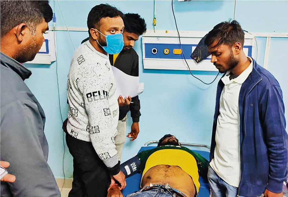 अज्ञात वाहन ने बाइक सवार स्वास्थ्यकर्मी को मारी टक्कर, मौत