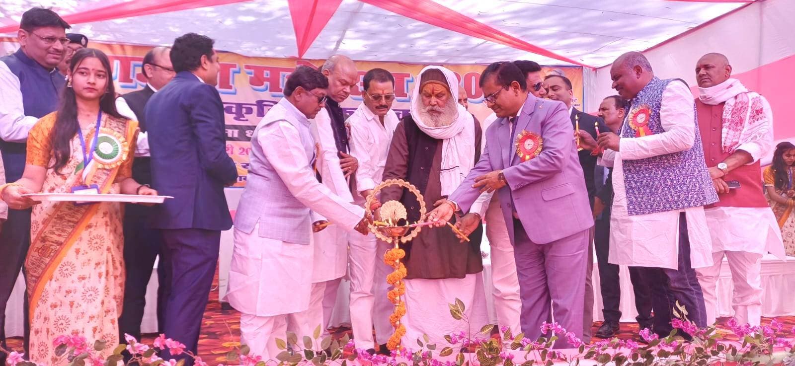 Aurangabad News : गजना, देवकुंड व उमगा का कराया जायेगा विकास : डीएम