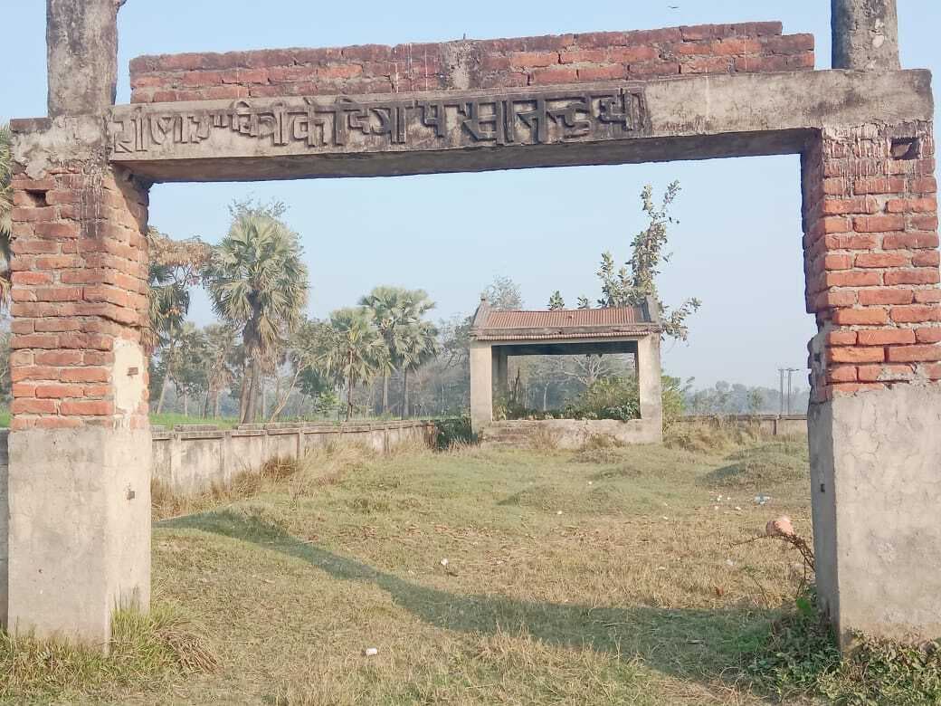 अंतिम संस्कार के लिए बनाये गये मुक्तिधाम को चालू कराने की मांग