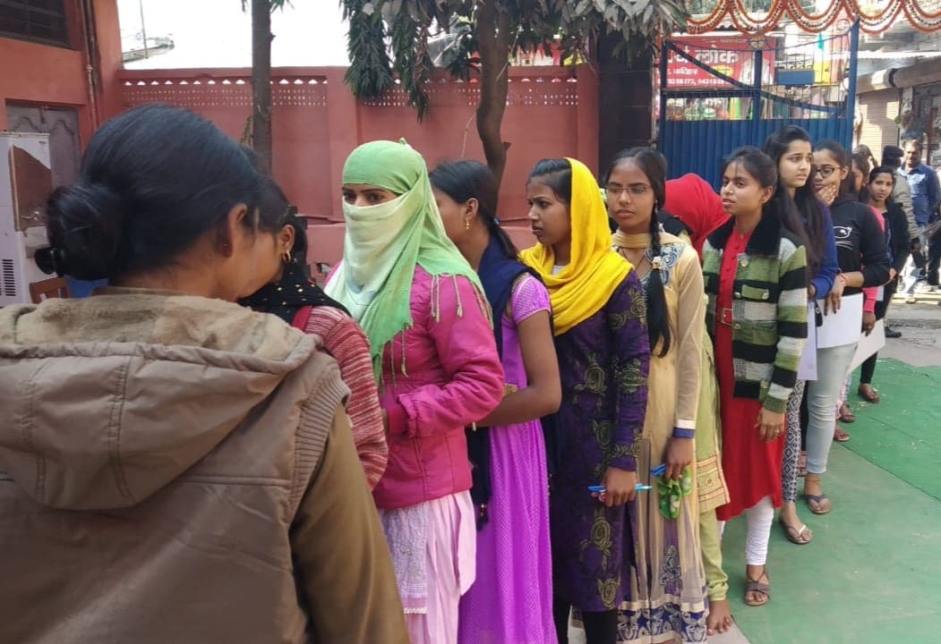 इंटर परीक्षा: आठवें दिन की परीक्षा में 1612 परीक्षार्थी हुए सम्मिलित, 51 ने छोड़ी परीक्षा