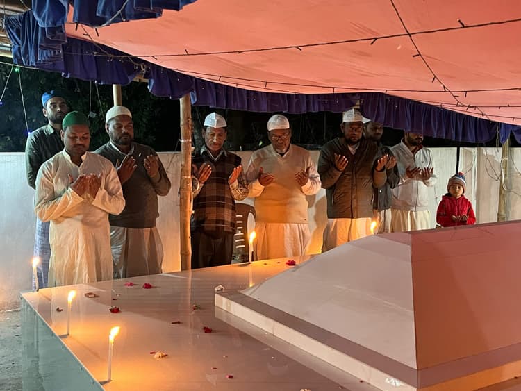 शब ए बरात अकीदत के साथ मनाया गया