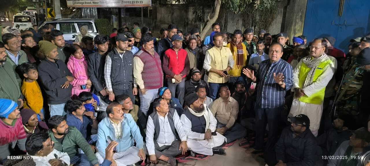 Deoghar news : शिक्षक की हत्या बहुत बड़ी घटना, 24 घंटे में हो अपराधी की गिरफ्तारी : स्वास्थ्य मंत्री