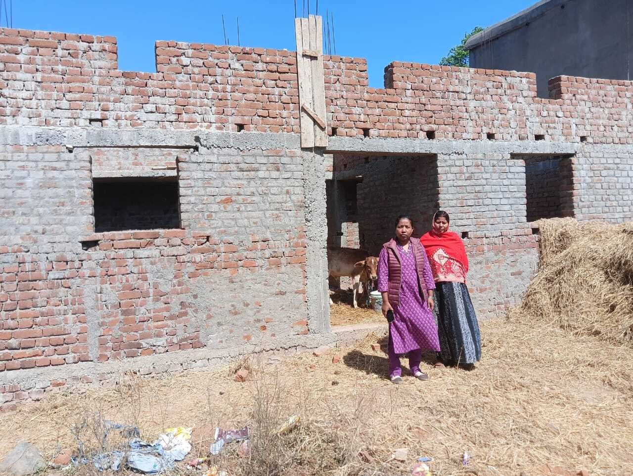 बीडीओ ने किया आवास का निरीक्षण