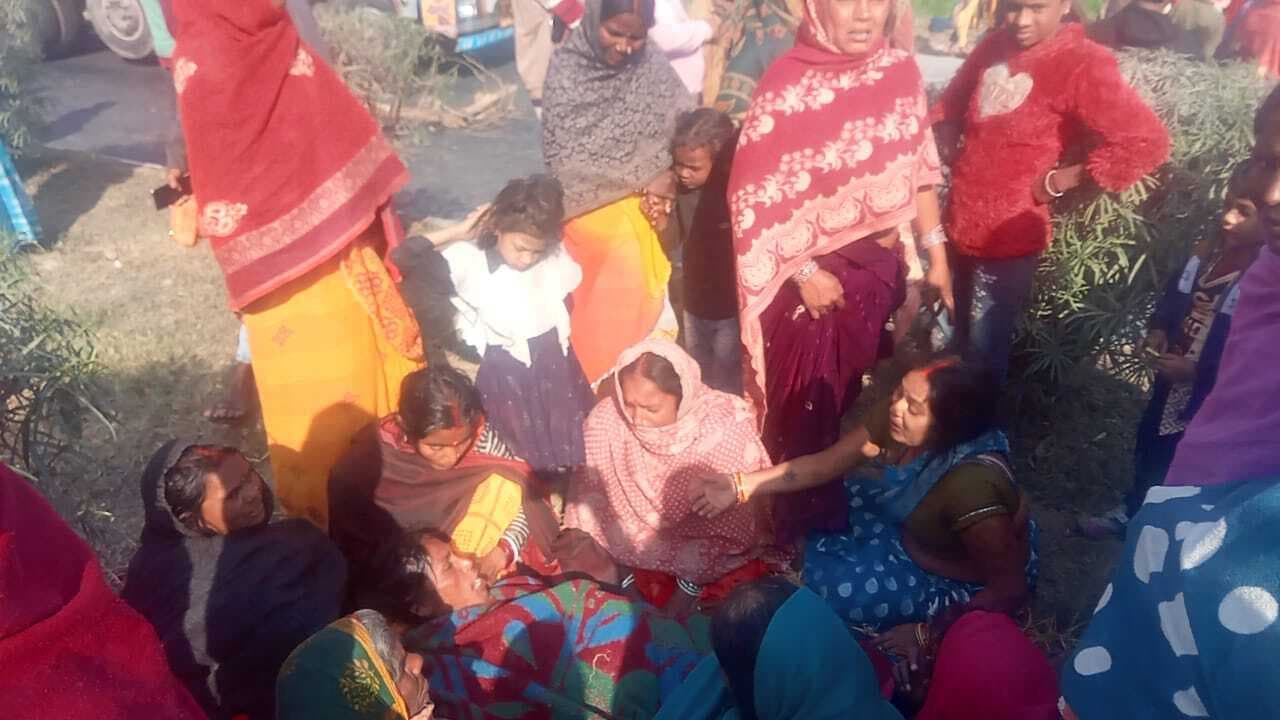 वाहन की ठोकर से अधेड़ की मौत, विरोध में एनएच जाम