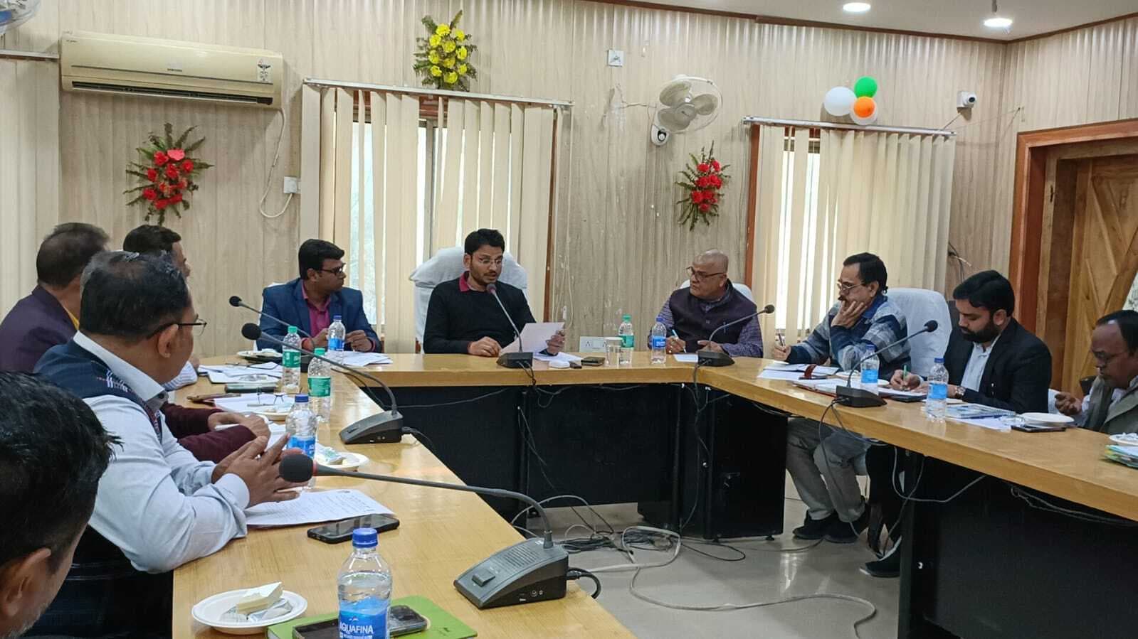 Madhubani News : फुलपरास में प्लास्टिक वेस्ट मैनेजमेंट यूनिट निर्माण के लिए उपलब्ध कराएं भूमि