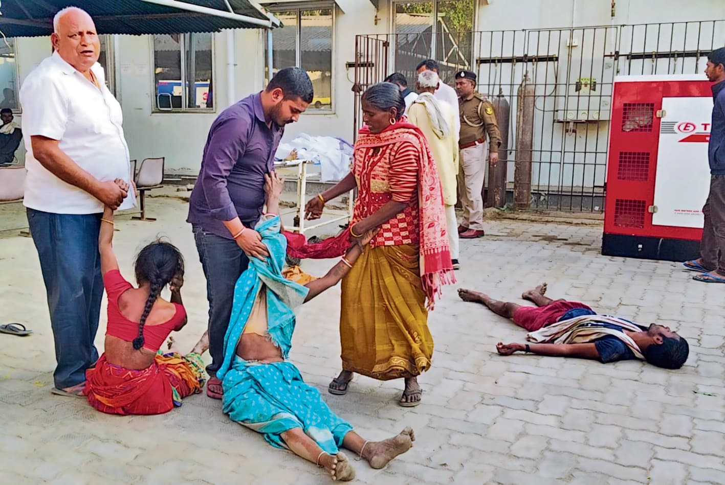 तेज रफ्तार और नियमों की अनदेखी ले रही है लोगों की जान