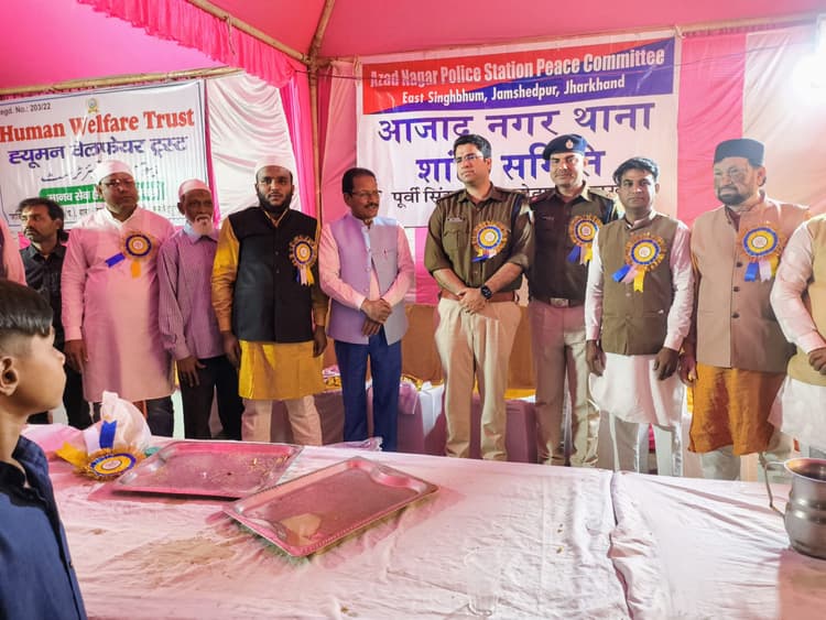 Jamshedpur news.ओल्ड पुरुलिया रोड में ह्यूमन वेलफेयर ट्रस्ट ने लगाया शिविर