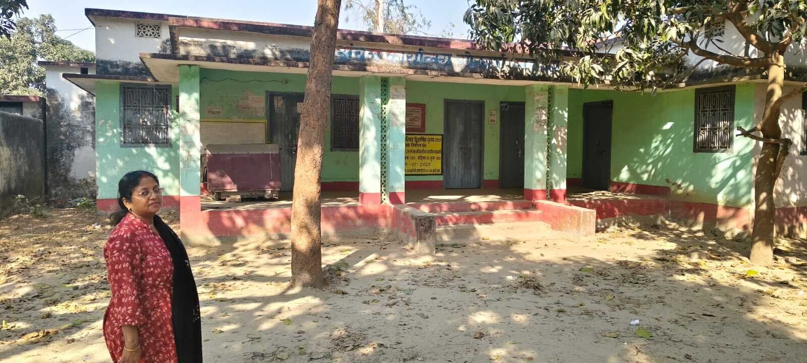 निबंधन कार्यालय खोलने के लिए किया जा रहा जगह का चयन