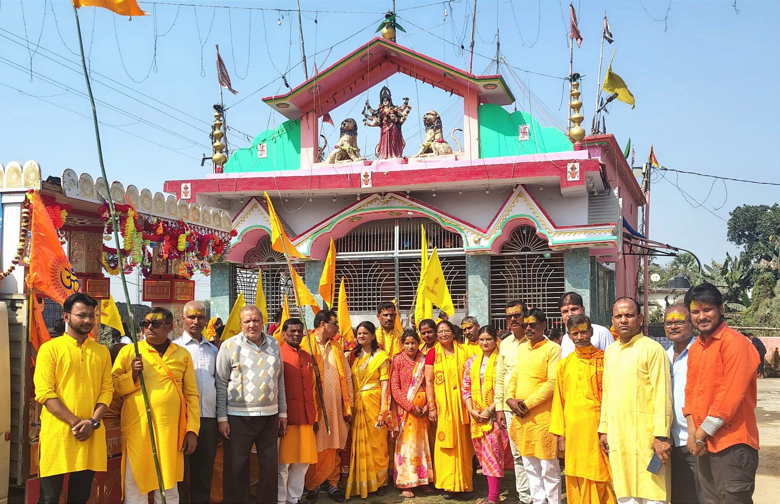 गायत्री ज्योति कलश रथ का हुआ भव्य स्वागत, नगर भ्रमण में उमड़े श्रद्धालु