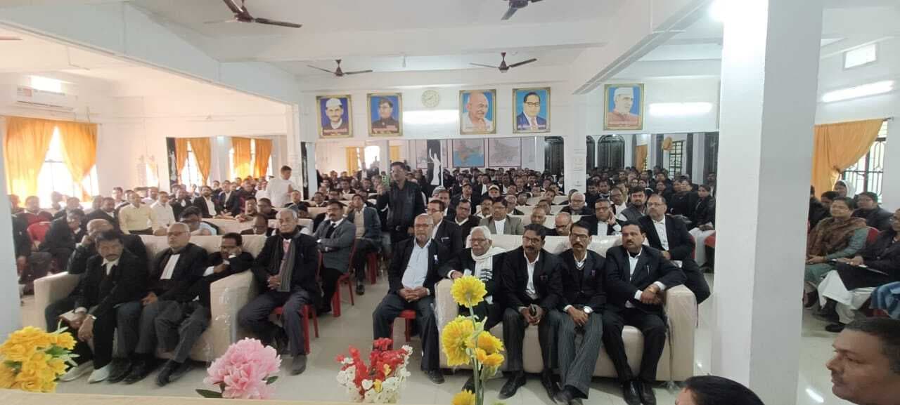 सीजीएम के स्थानांतरण के बाद ही उनके न्यायालय में कार्य करेंगे अधिवक्ता