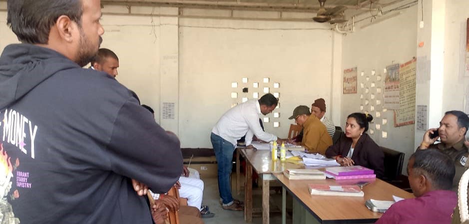 जनता दरबार में भूमि विवाद संबंधी मामलों का हुआ निष्पादन